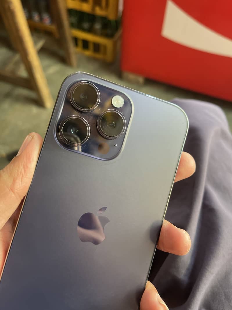 Apple iPhone 14 Pro Max 4