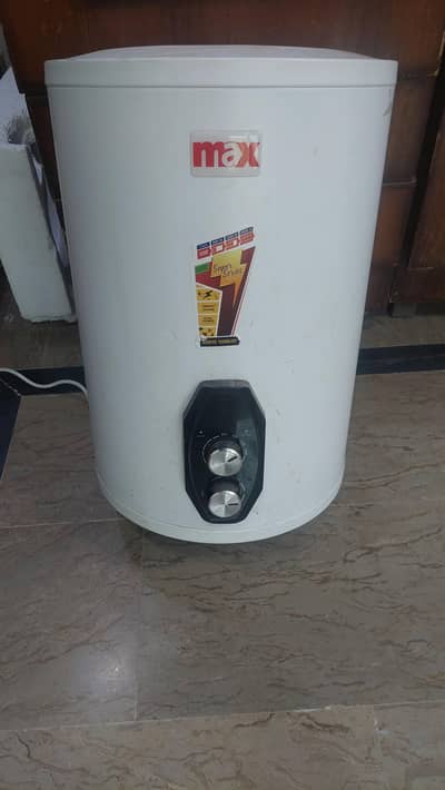 Electric gyser invertor
