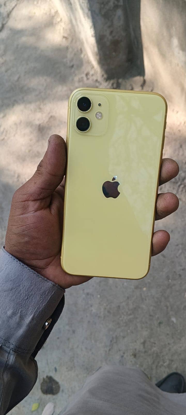Apple iPhone 11 3