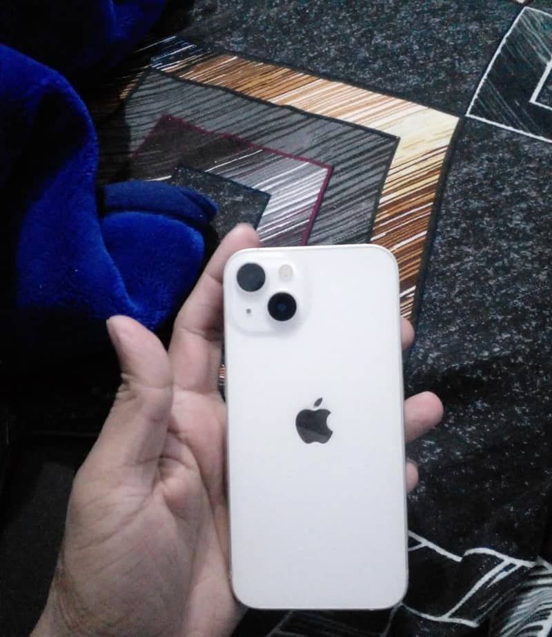 Apple iPhone 13 3