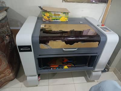 Laser engraving machine