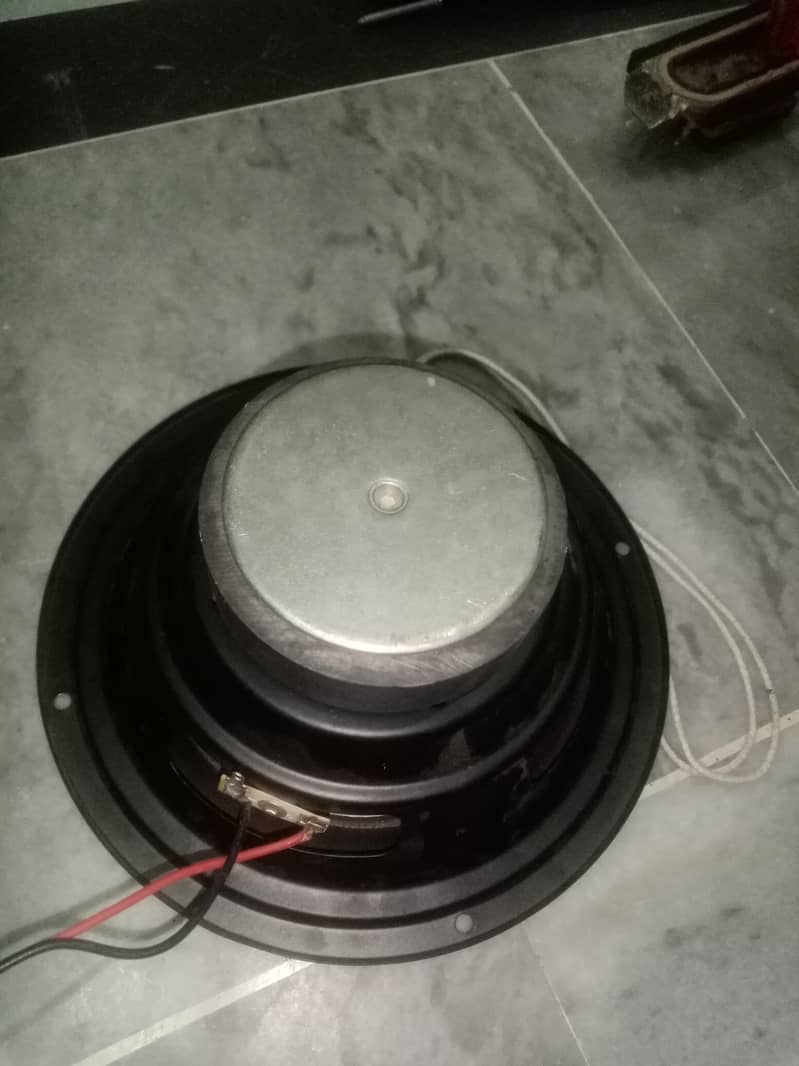 2 subwoofer 1