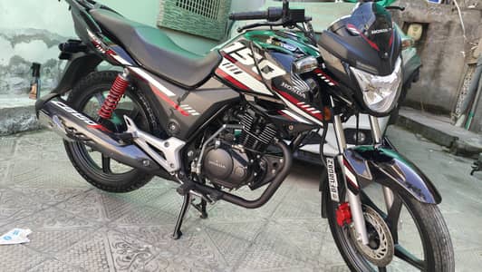 Honda cb 150f 2023 10/10