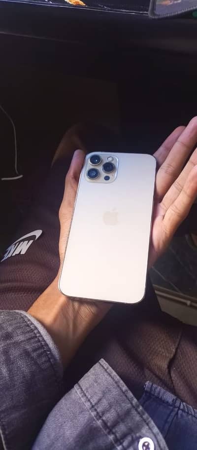 Iphone 12 pro max 256 factory unlock
