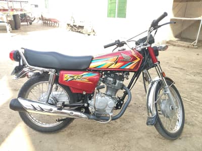 Honda 125 Brand New condition first Onwer