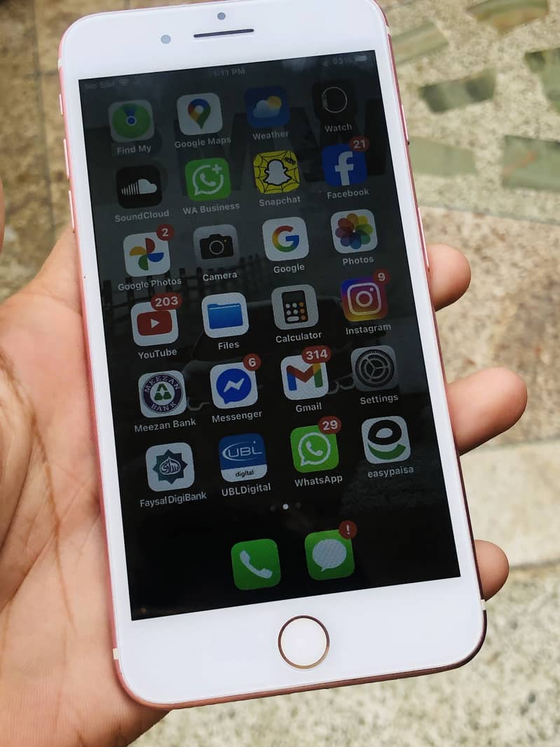 Apple iPhone 7 Plus 2