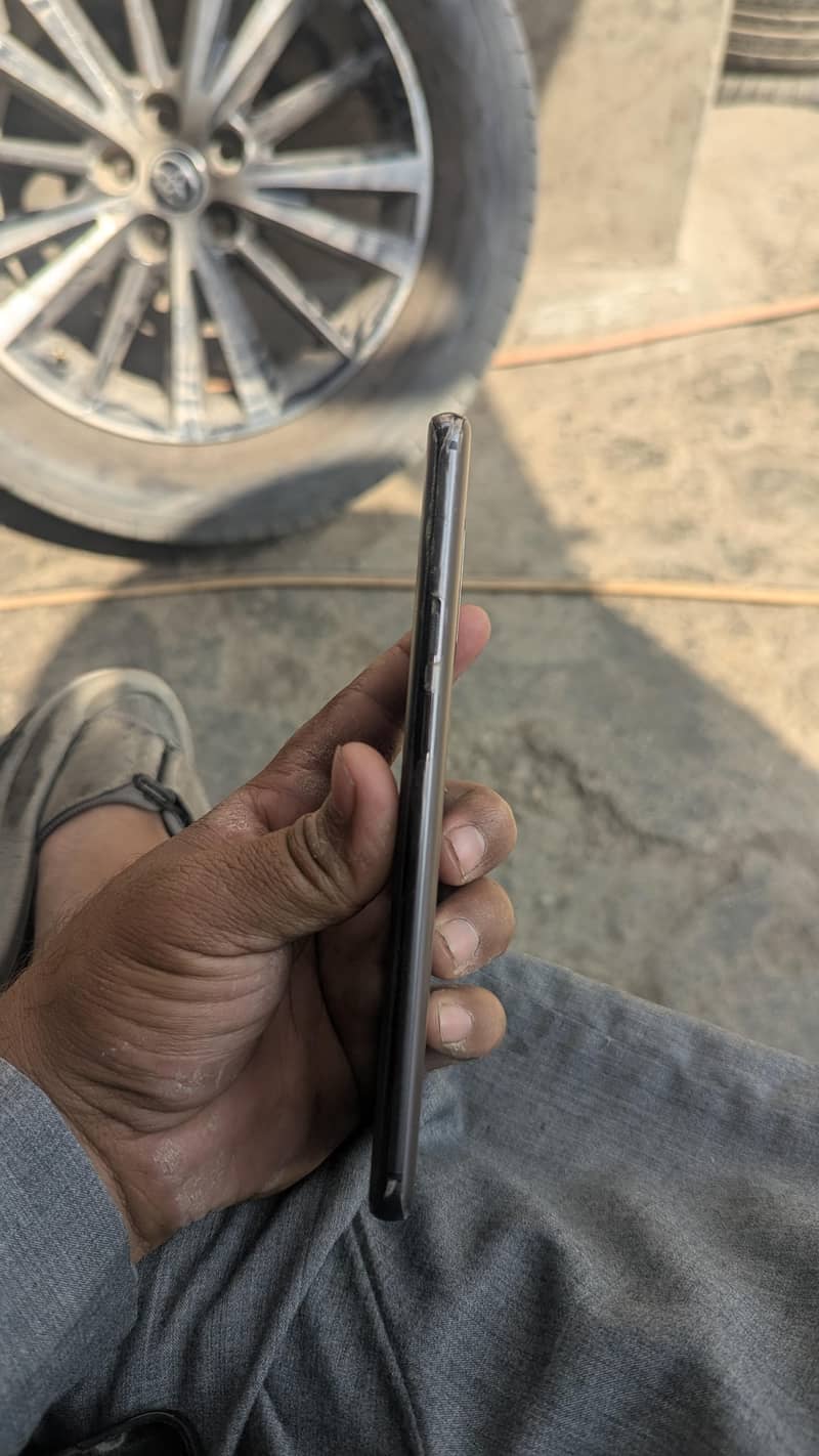 One Plus 7 Pro 1