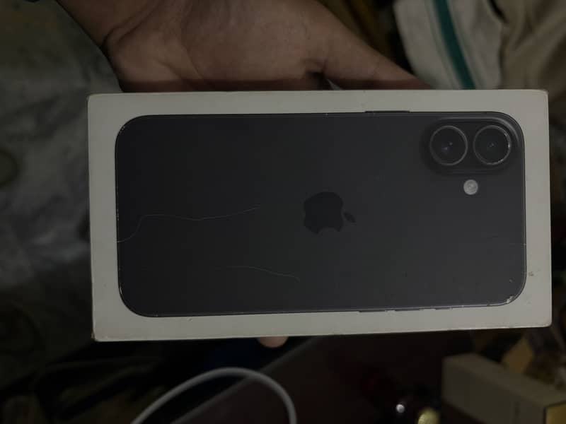 Apple iPhone 16 Plus 5