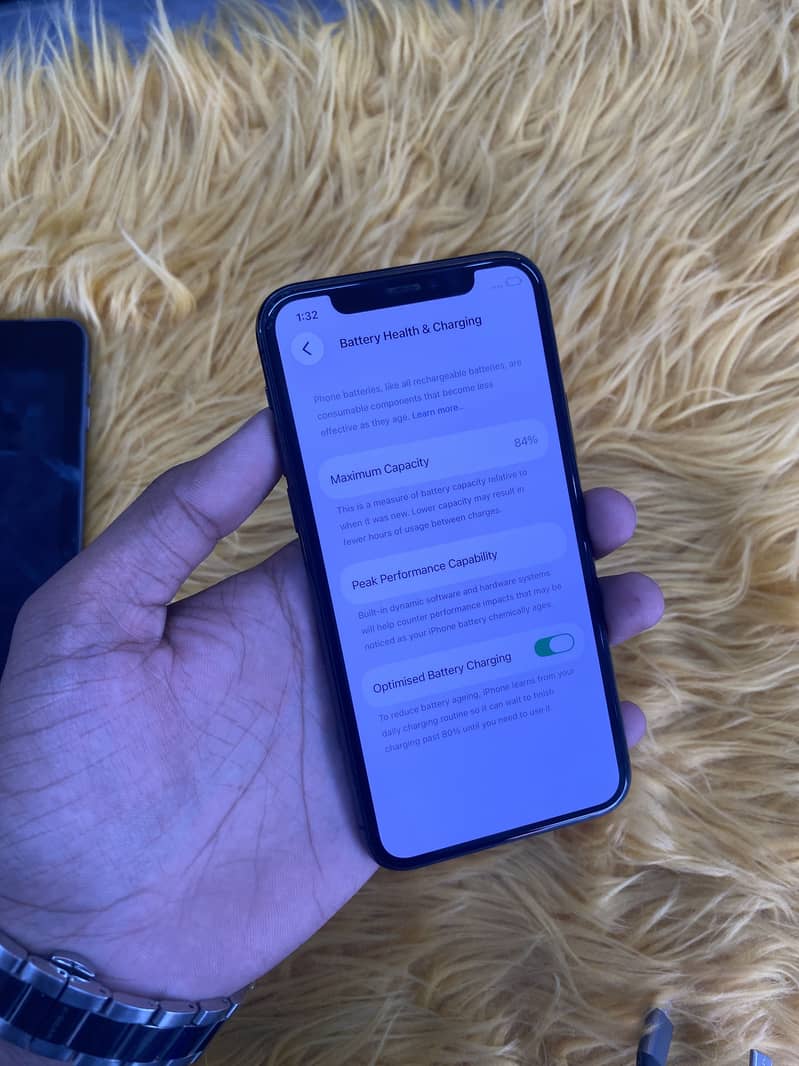 Apple iPhone 11 Pro 2