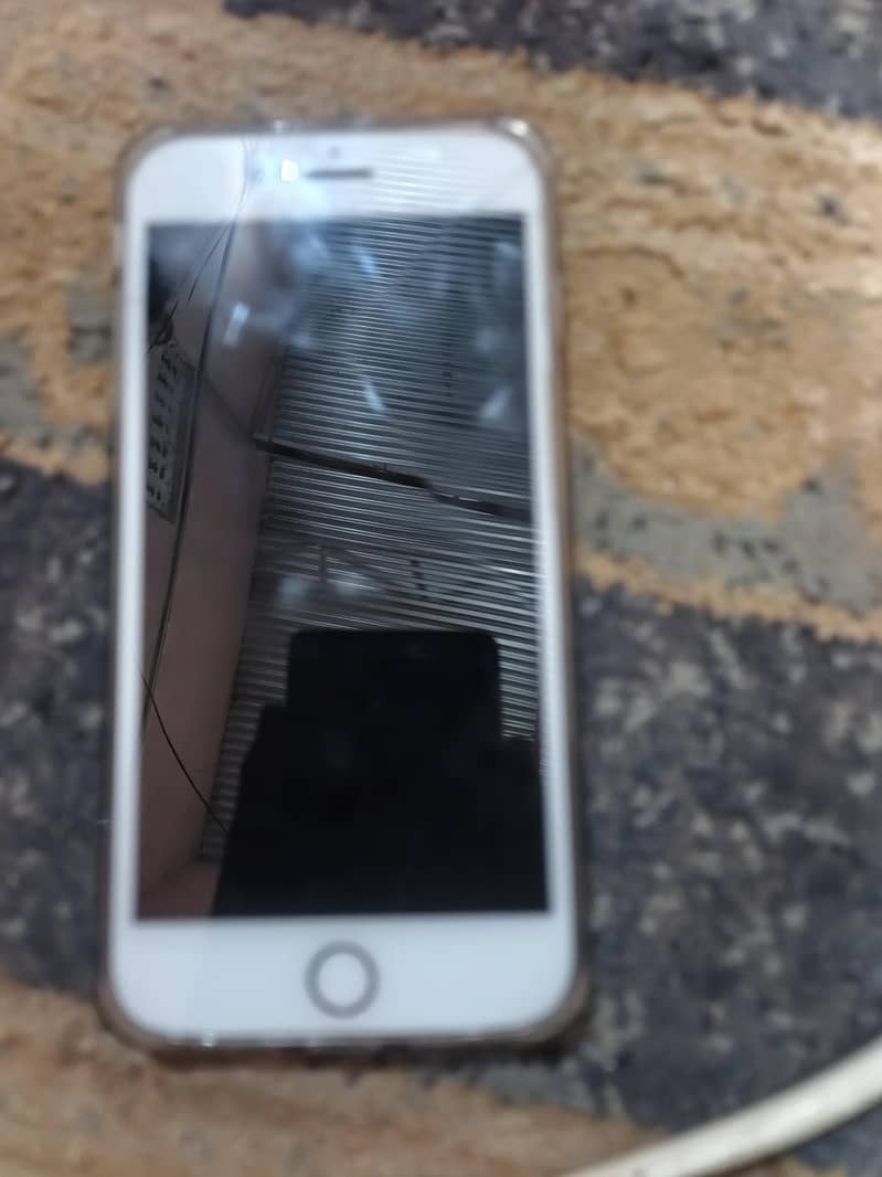 Apple iPhone 7 Plus 2