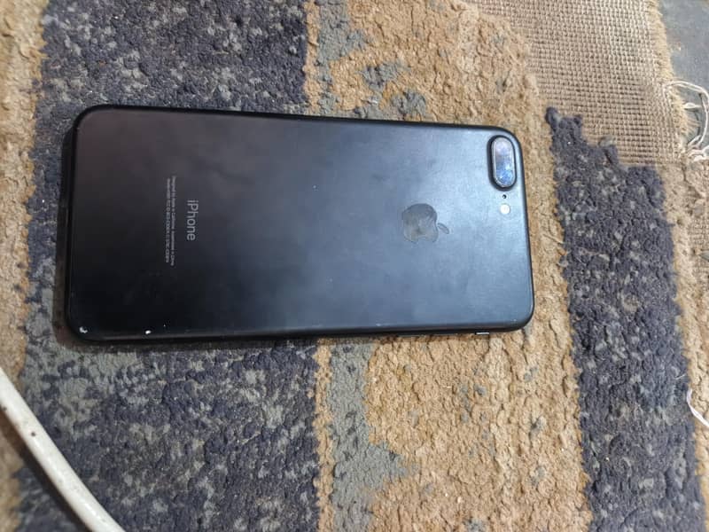 Apple iPhone 7 Plus 4