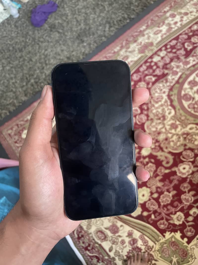 Apple iPhone 13 1