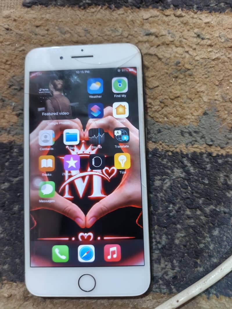 Apple iPhone 7 Plus 0