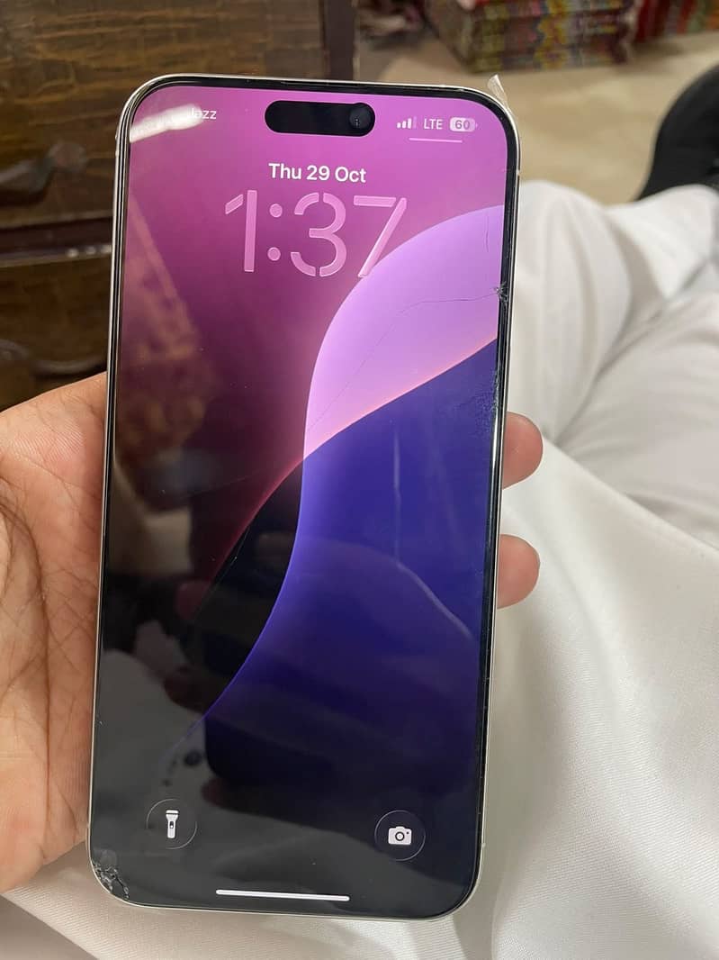 Apple iPhone 15 Pro Max 5