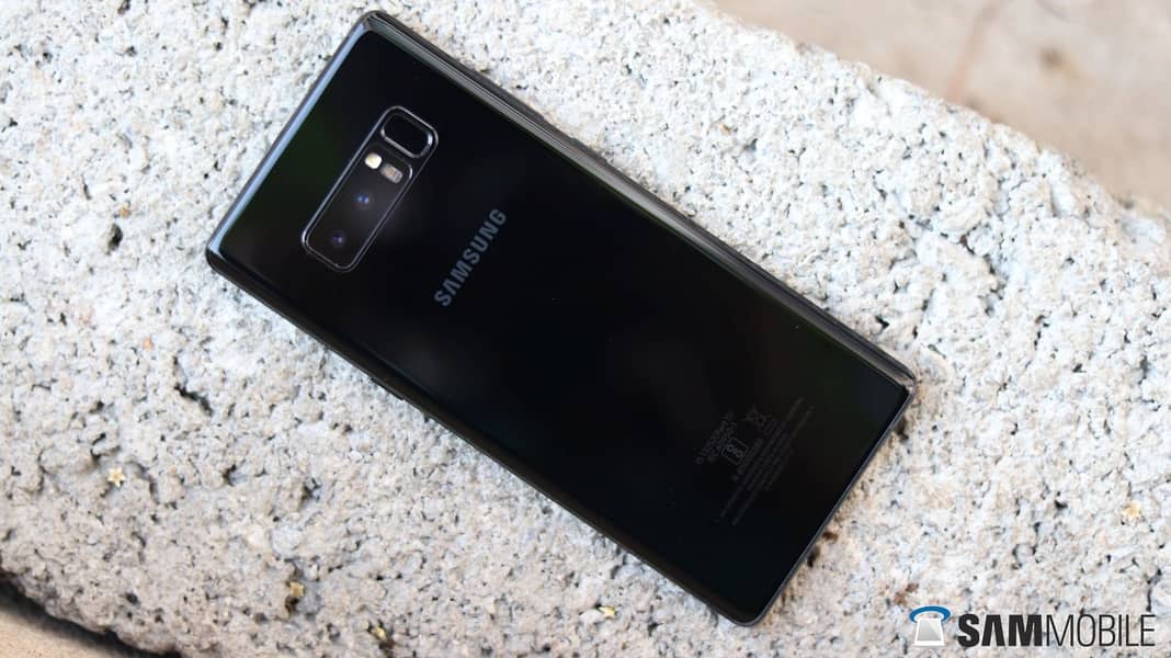 Samsung Mobile Note 8 1