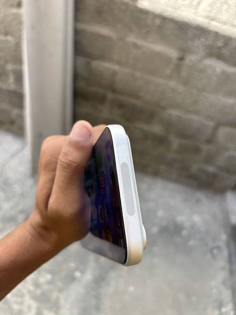 Apple iPhone 17 Pro Max 0