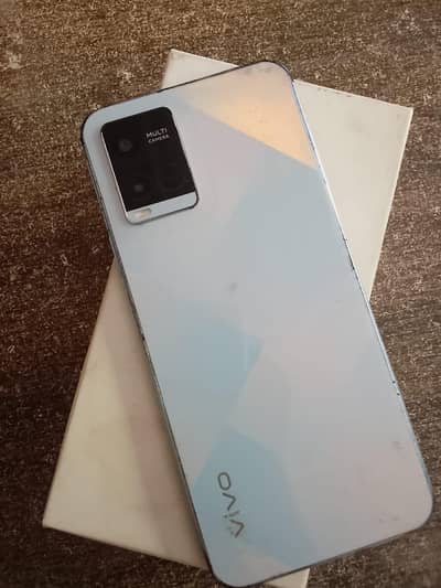 Vivo Y21