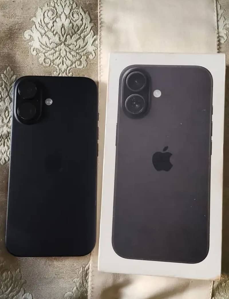 Apple iPhone 16 6