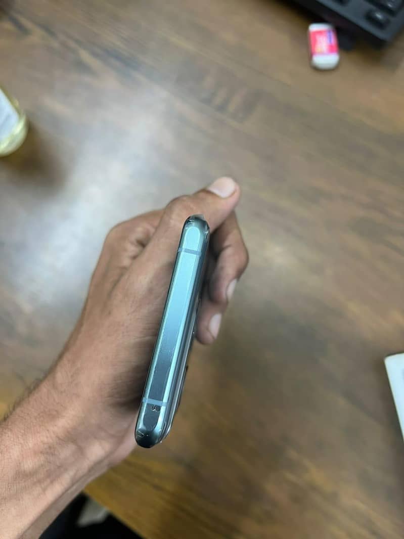 One Plus 10 Pro 1