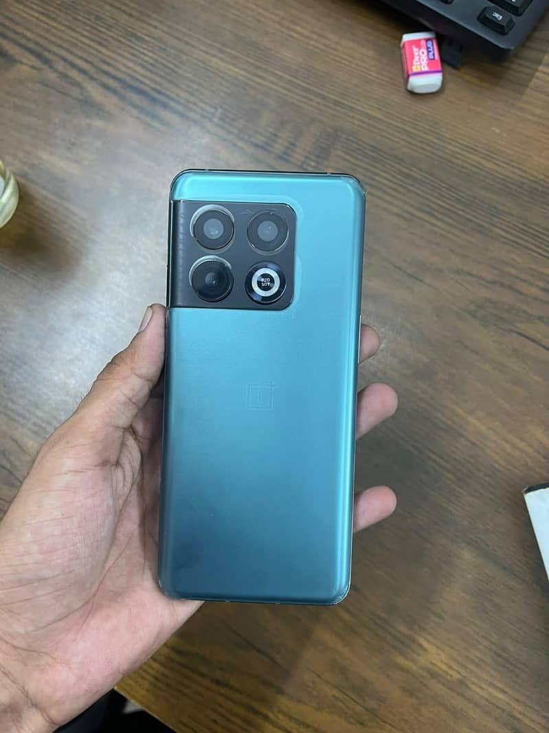One Plus 10 Pro 7