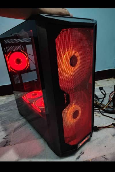 Lian LI Lancool 215 Gaming Case