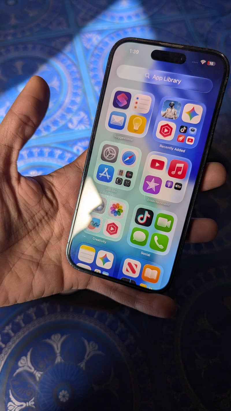 Apple iPhone 14 Pro 1