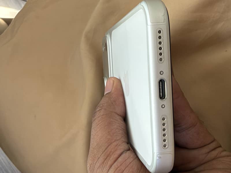 Apple iPhone 17 Pro Max 1