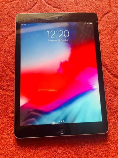 Apple iPad Air 32GB Excellent Condition | HD Camera