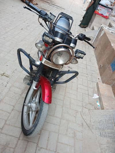 SUZUKI GS 150 SE 2022 MODEL