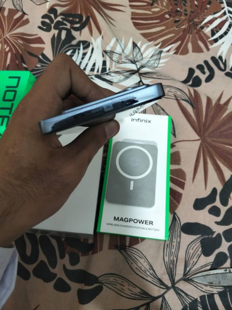 Infinix Note 40 1