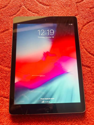 Apple iPad Air 16GB Excellent Condition | HD Camera