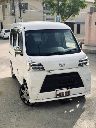 Daihatsu Hijet 2021