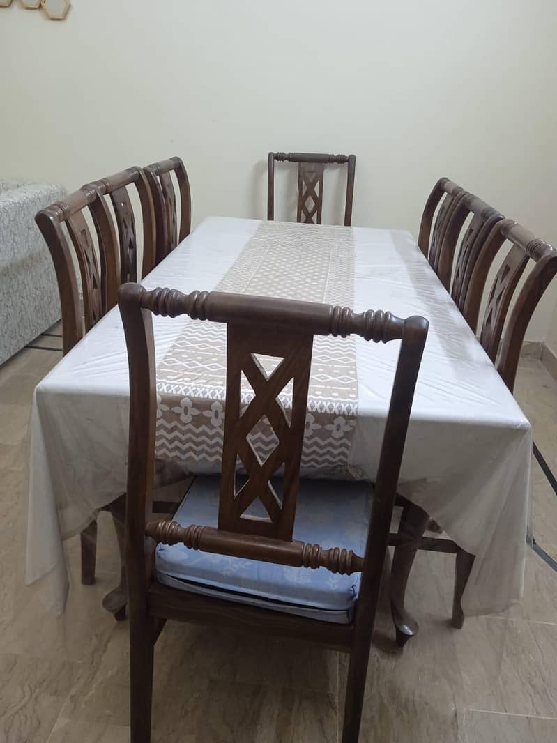 8 seater Dining Table 2