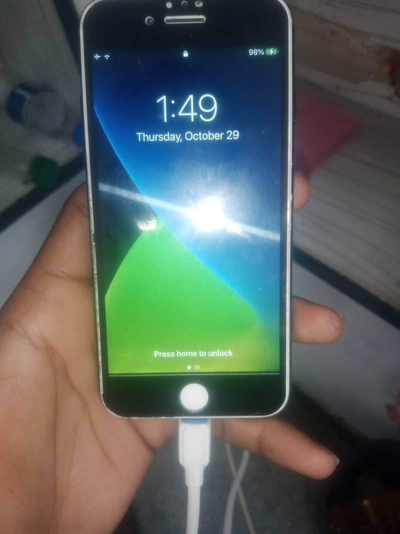 Apple iPhone 7 3