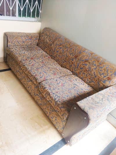 Classic Printed Sofa Set – Affordable & Comfortable