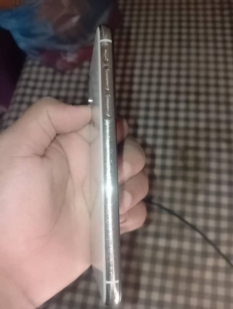 Apple iPhone X 1