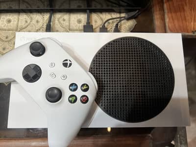 Xbox series s 512gb  with box