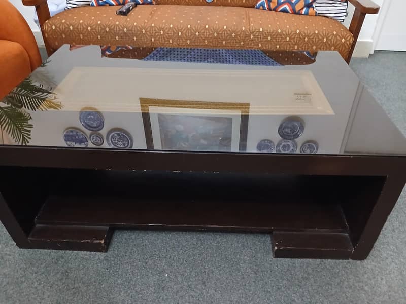 Center Table 0