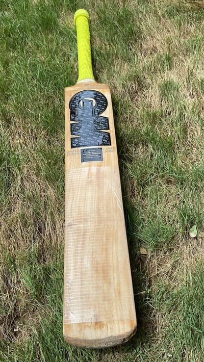 Hardball Cricket Bat