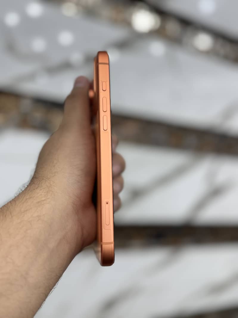 Apple iPhone 17 Pro Max 1