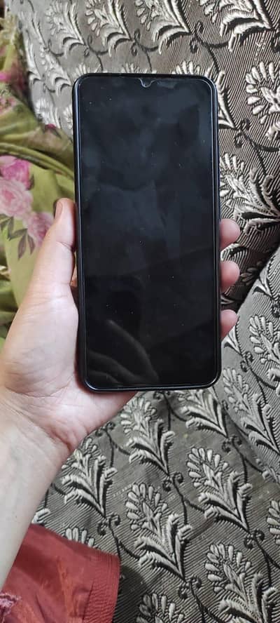 Redmi 12C (4/128) - Smooth Performance & Great Battery - Urgent Sale