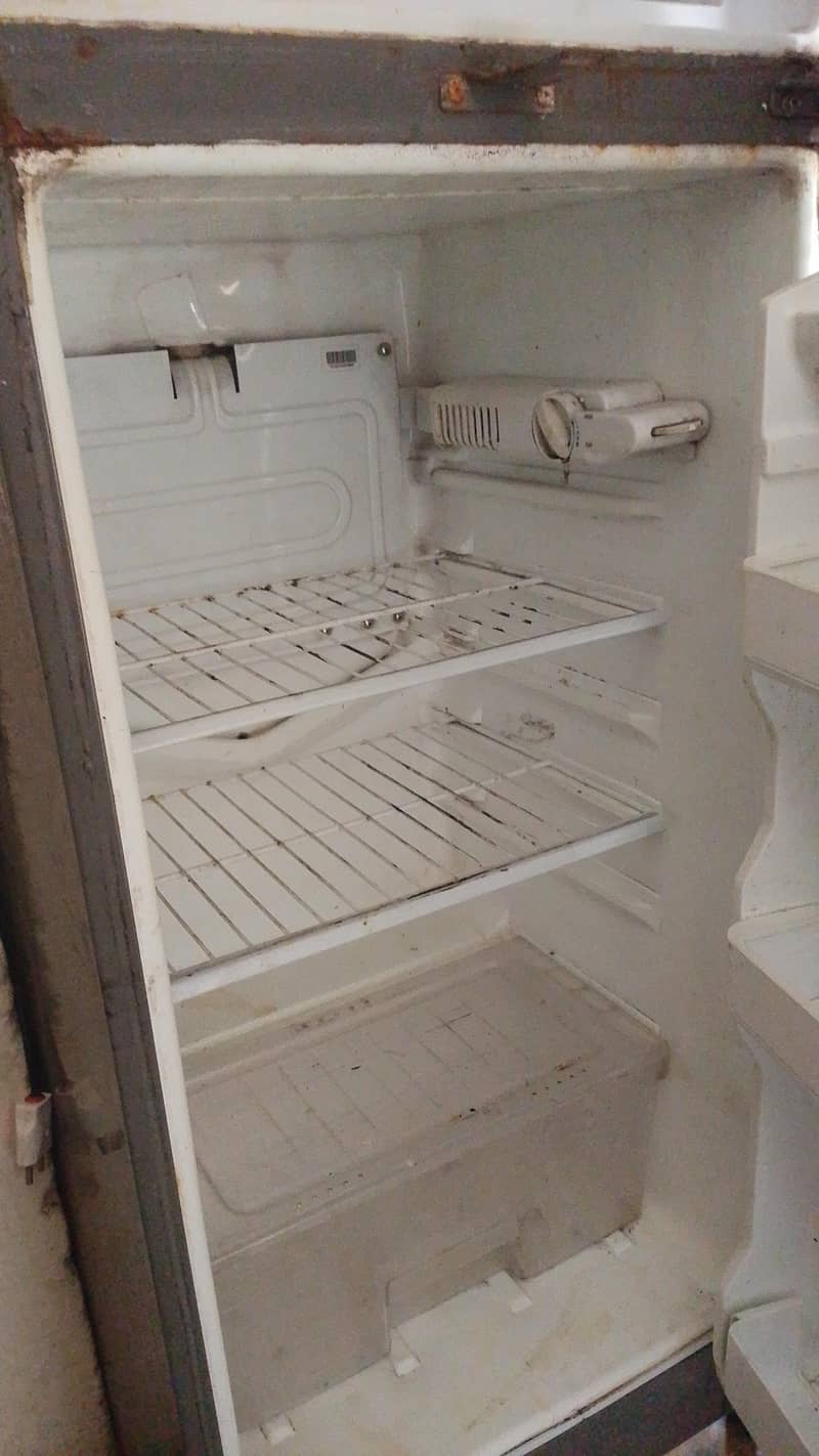 refrigerator 1