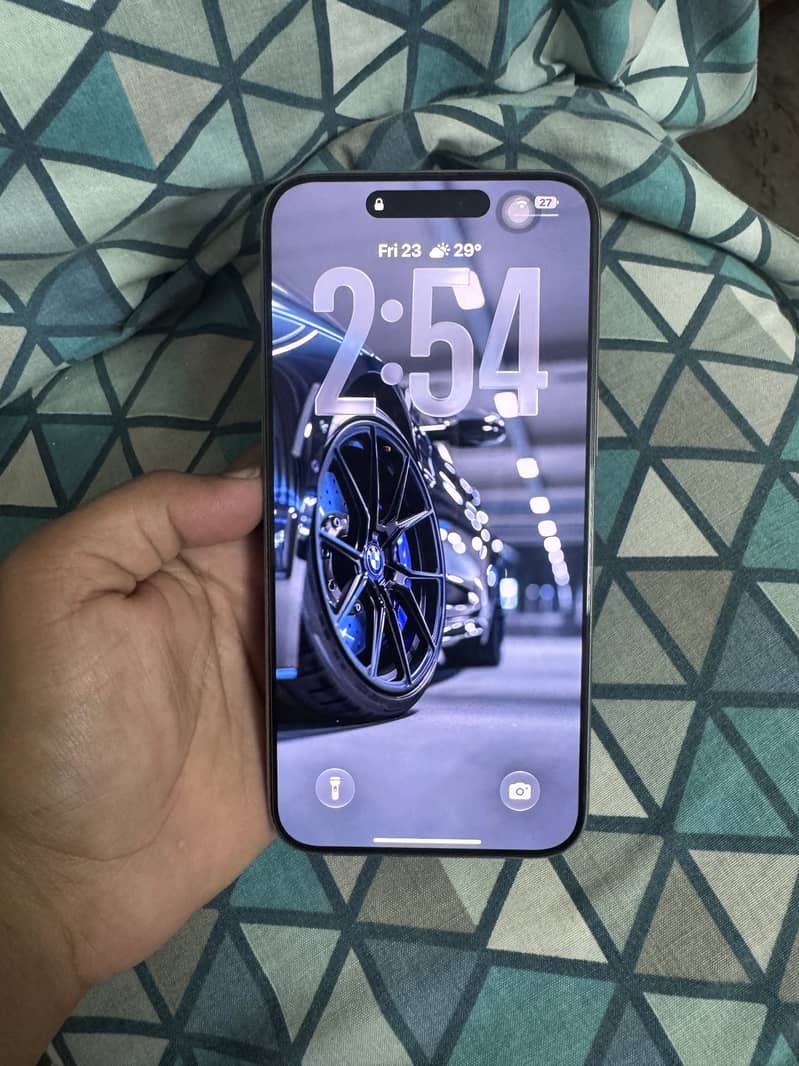 Apple iPhone 15 Pro Max 5