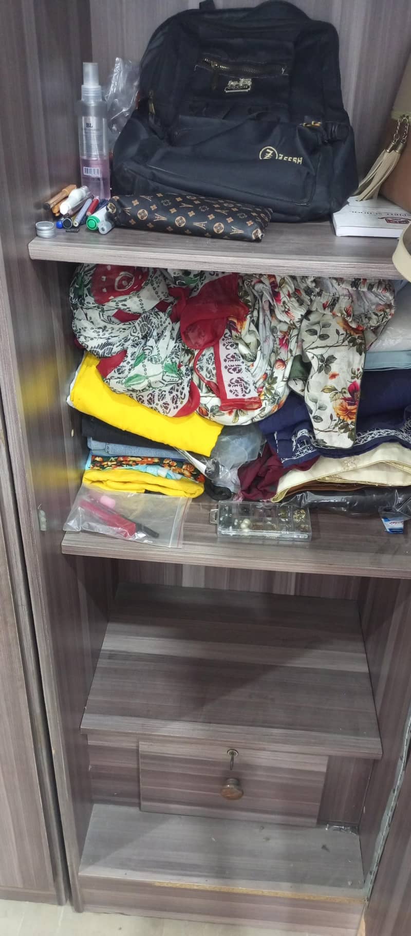 3 Part Wardrobe 4