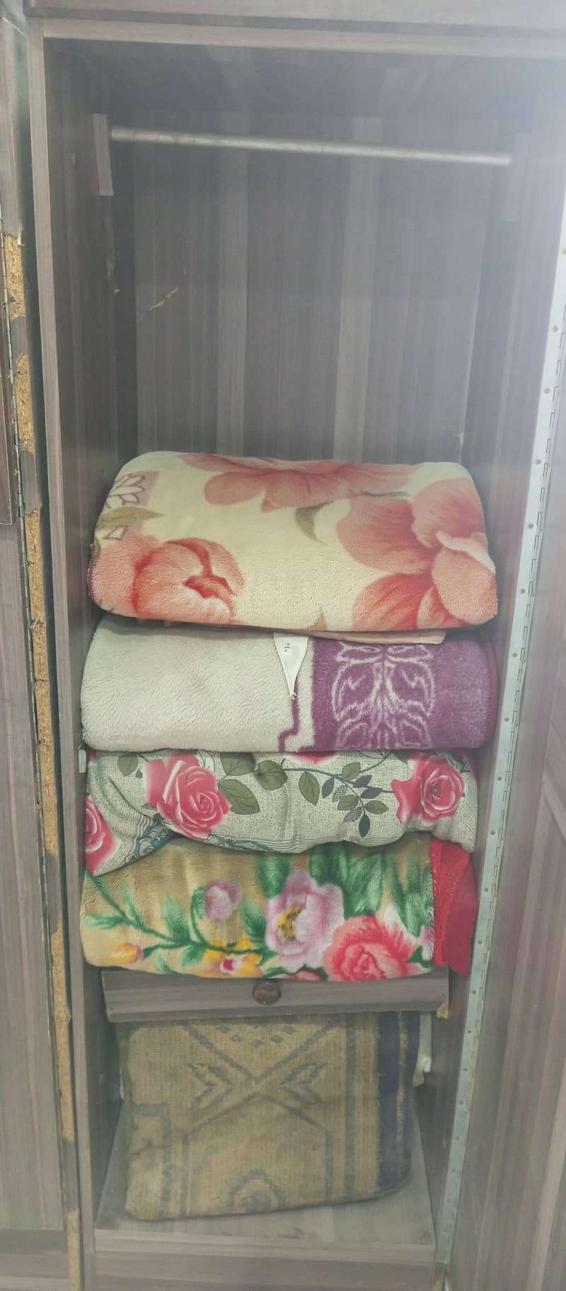 3 Part Wardrobe 5