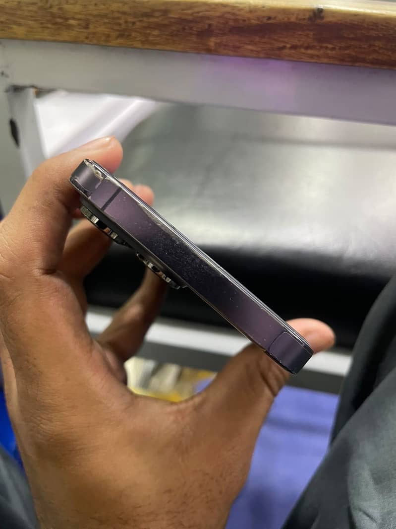 iPhone 14 Pro Max 1