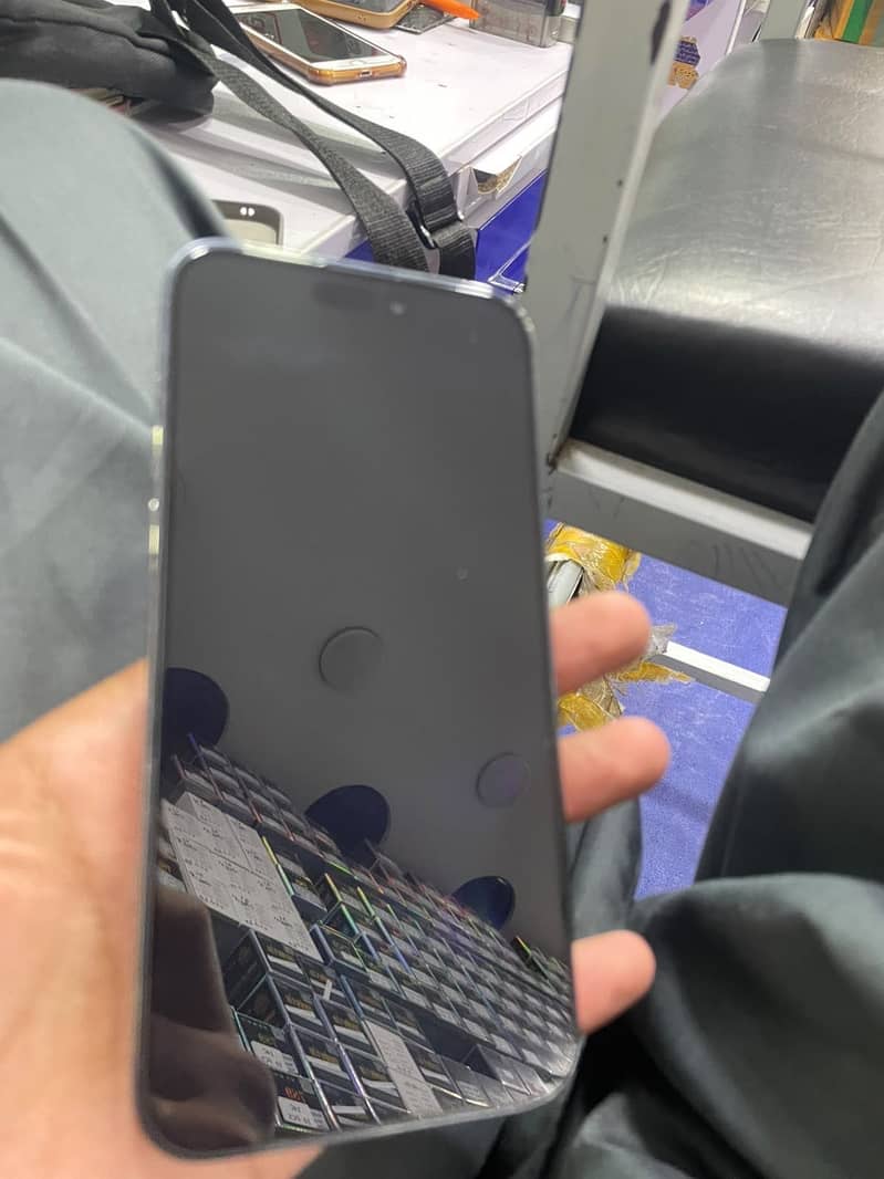 iPhone 14 Pro Max 6