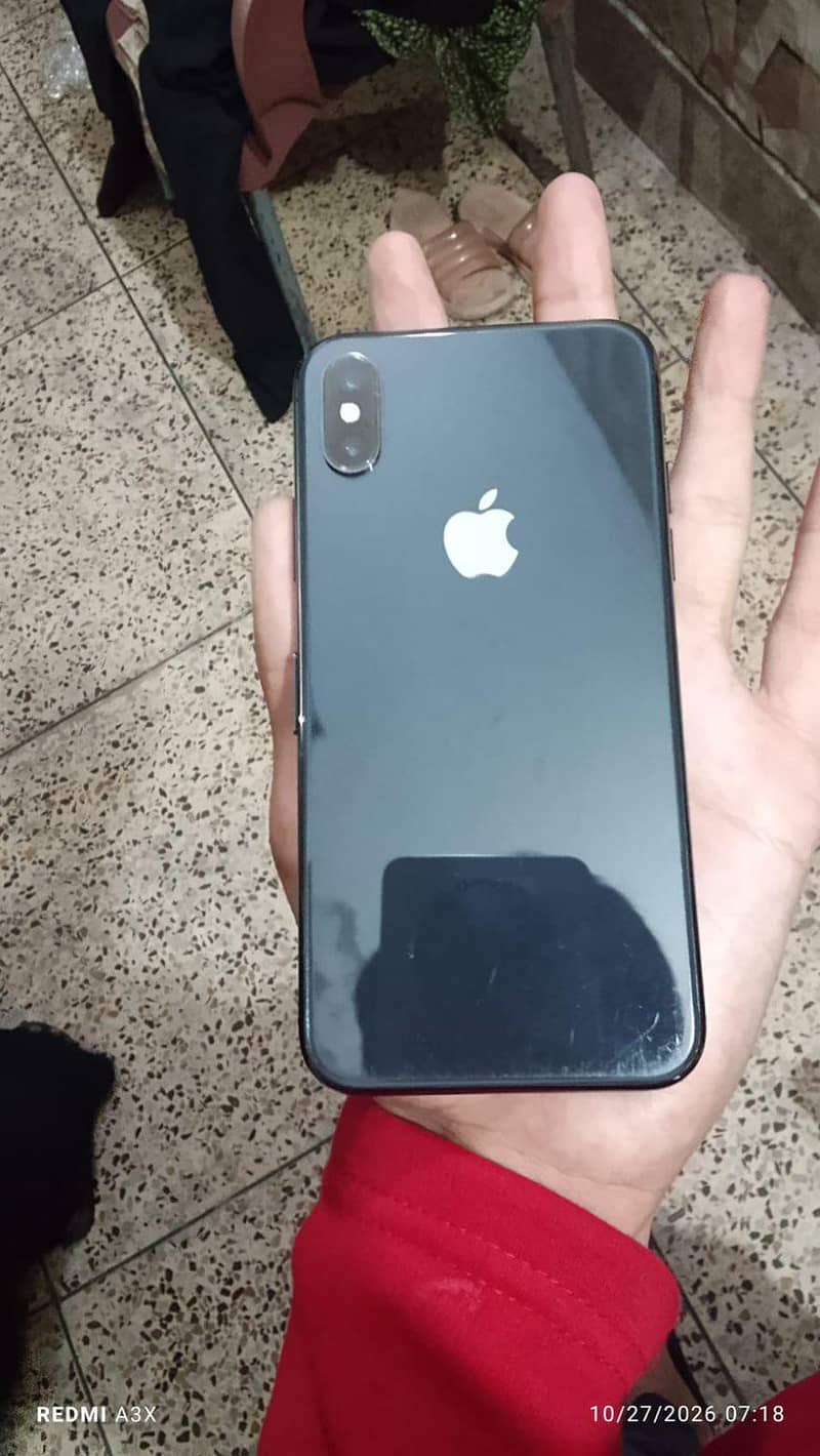 Apple iPhone X 0