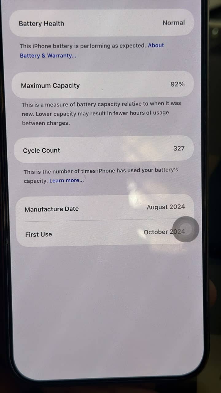 Apple iPhone 16 Pro Max 0
