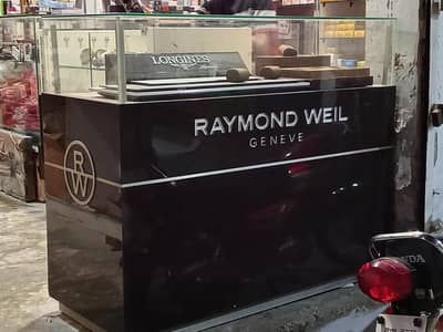 Raymond Weil Counter